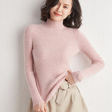 Carregar imagem no visualizador da galeria, Pullover knitted bottoming sweater