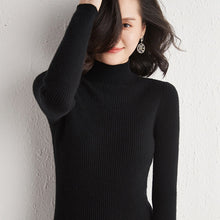 Carregar imagem no visualizador da galeria, Pullover knitted bottoming sweater