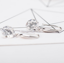 Carregar imagem no visualizador da galeria, Sterling silver diamond zircon earrings