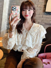 Carregar imagem no visualizador da galeria, Design Sense Niche Lace Sweet And Chic Blouse For Women