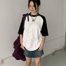 Carregar imagem no visualizador da galeria, Line Print T-Shirt Short Sleeves Raglan Sleeves