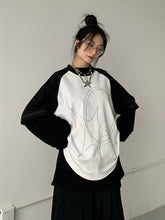 Carregar imagem no visualizador da galeria, Line Print T-Shirt Short Sleeves Raglan Sleeves