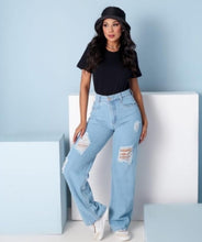 Carregar imagem no visualizador da galeria, Calça jeans em sarja rasgado
