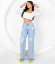 Carregar imagem no visualizador da galeria, Calça jeans em sarja rasgado