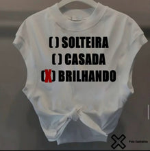 Carregar imagem no visualizador da galeria, Camisas Cropped Carnaval 2023